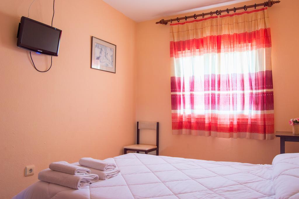 Hostal Horizonte Ес Кастел Екстериор снимка